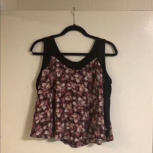 Cropped tank top